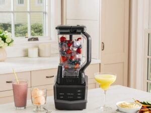 Ninja Smart Screen Blender with 1000-Watt